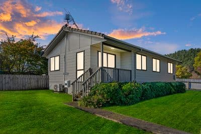 17 Topaz Street, Birchville, Upper Hutt City, Wellington | Tall Poppy 