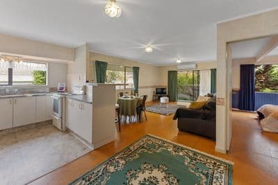 F2/15 Sheridan Crescent, Trentham, Upper Hutt City, Wellington | Tall Poppy 