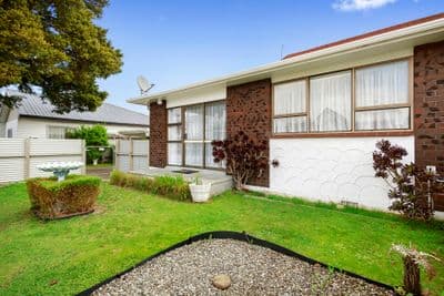 F1-2 Benzie Avenue, Elderslea, Upper Hutt City, Wellington | Tall Poppy 