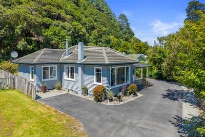 710 Main Road North, Te Marua, Upper Hutt City, Wellington | Tall Poppy 