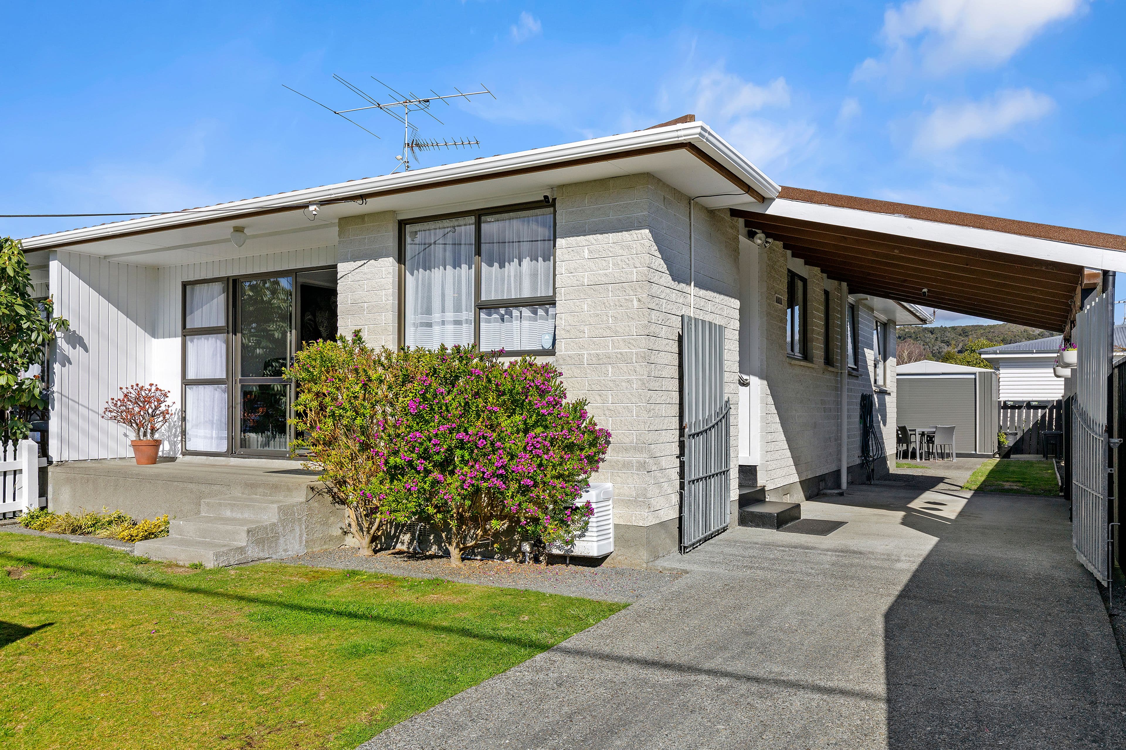 2/50 Kowhai Avenue, Ebdentown, Upper Hutt City, Wellington | Tall Poppy 