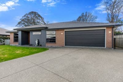 5 Angus Place, Carterton, Carterton, Wairarapa | Tall Poppy 