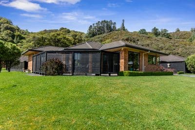 15 Aragon Grove, Kingsley Heights, Upper Hutt City, Wellington | Tall Poppy 