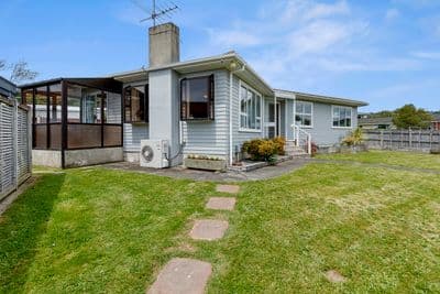 2 Whirinaki Crescent, Heretaunga, Upper Hutt City, Wellington | Tall Poppy 