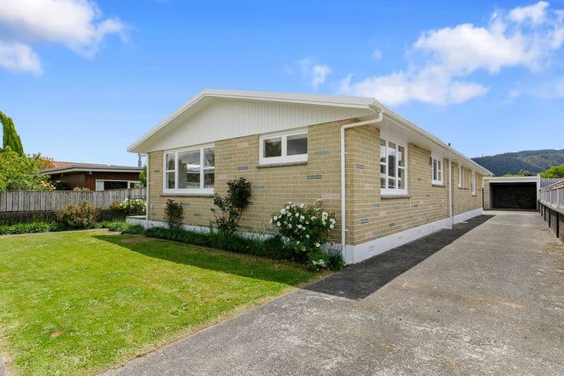 15 Joseph Grove, Elderslea, Upper Hutt City, Wellington | Tall Poppy 