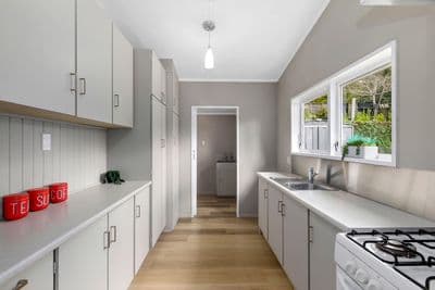 7 Dunsandel Grove, Silverstream, Upper Hutt City, Wellington | Tall Poppy 