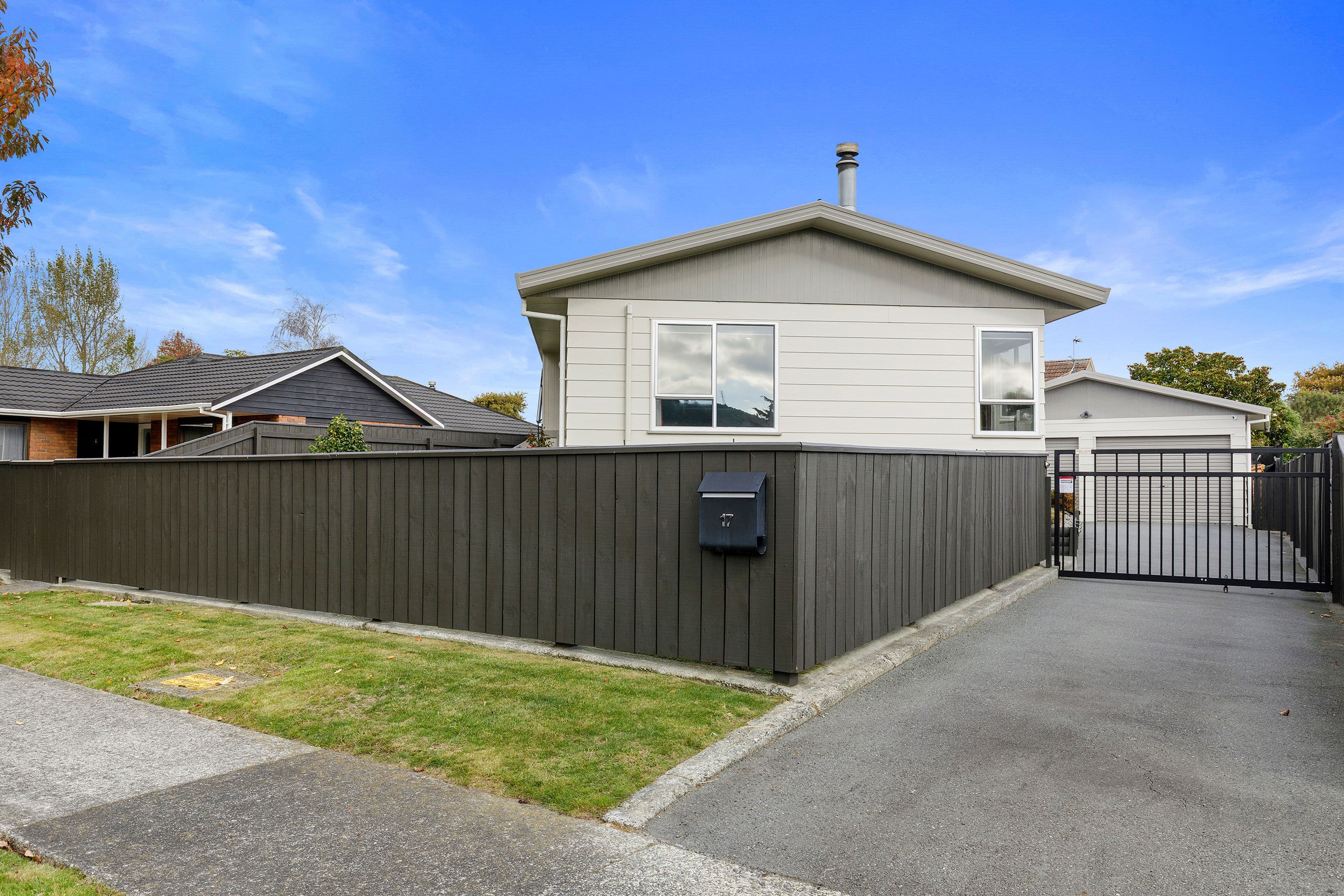 17 Memphis Grove, Totara Park, Upper Hutt City, Wellington | Tall Poppy 