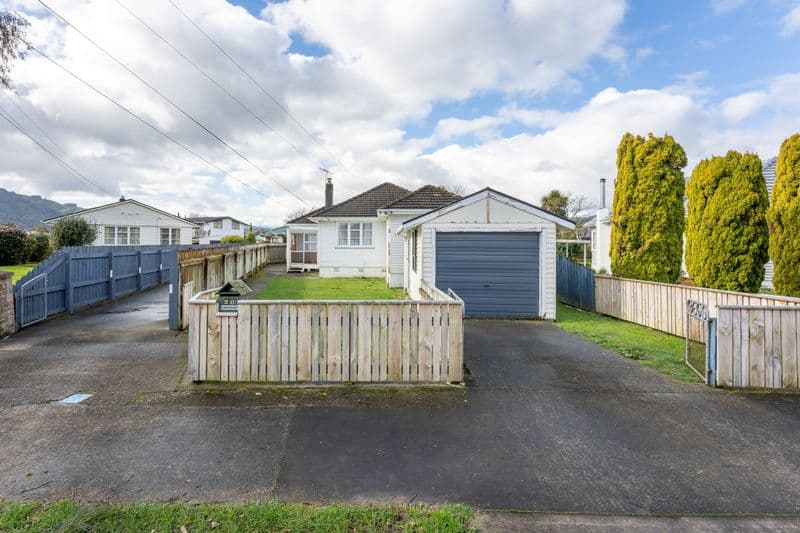 20 Oxford Crescent, Ebdentown, Upper Hutt City, Wellington | Tall Poppy 