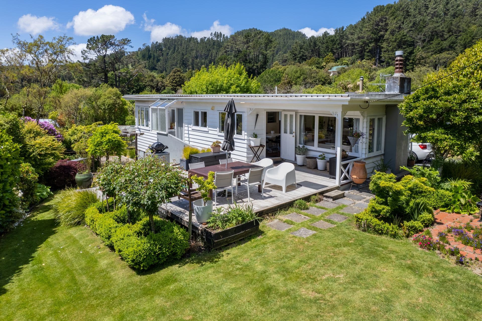 33 Jocelyn Crescent, Pinehaven, Upper Hutt City, Wellington | Tall Poppy 