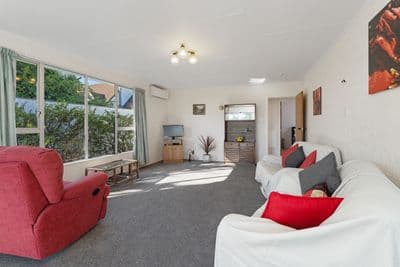 7 Graham Grove, Waikanae, Kapiti Coast, Wellington | Tall Poppy 