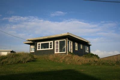 33 Nelson Street, Foxton Beach, Horowhenua, Manawatu | Tall Poppy 