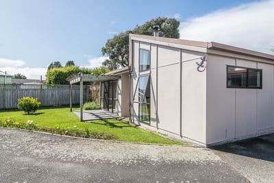 10 Charnwood Grove, Waikanae, Kapiti Coast, Wellington | Tall Poppy 
