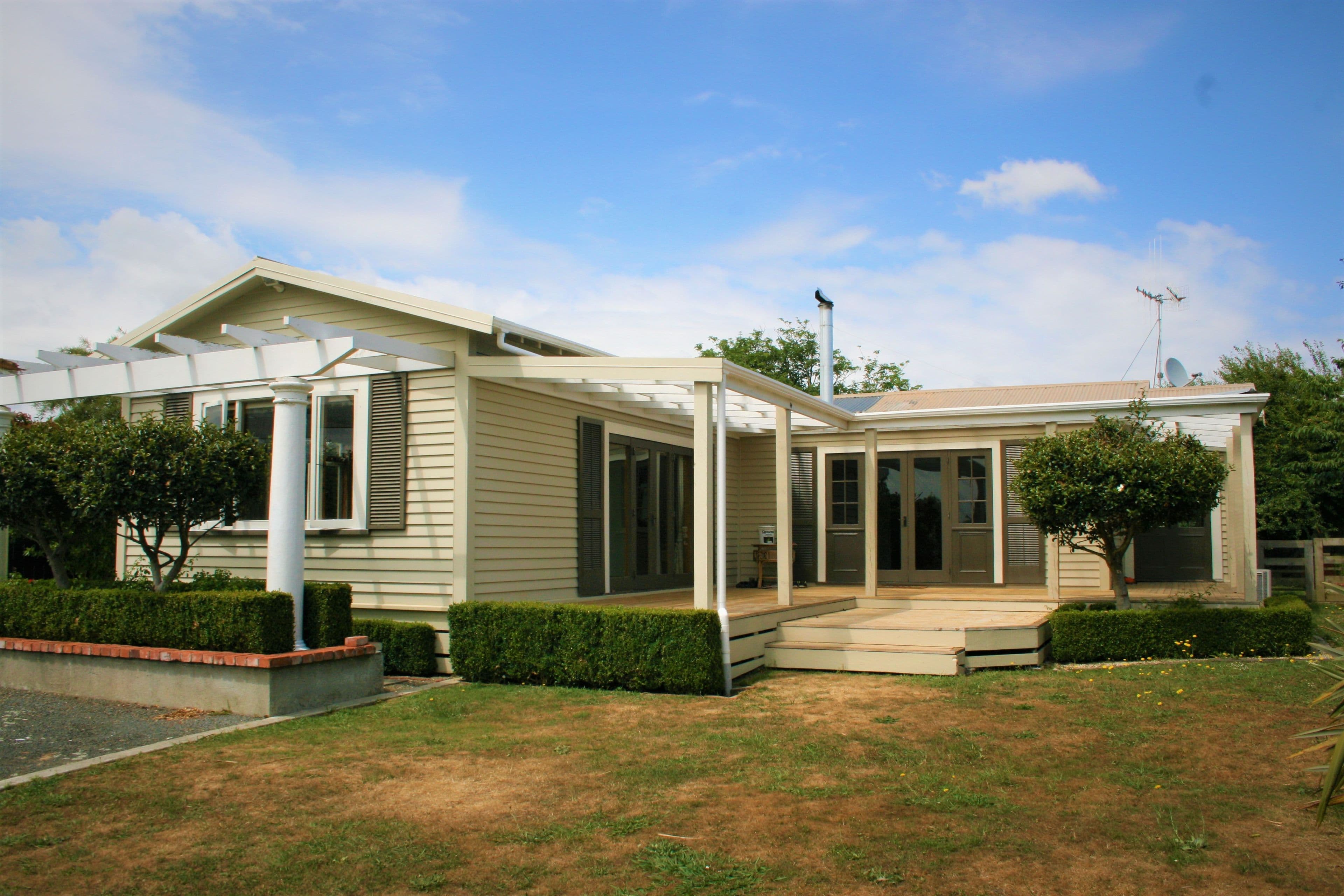 1070 Queen Street East , Levin, Horowhenua, Manawatu | Tall Poppy 