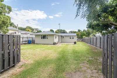 2 Martin Road, Paraparaumu Beach, Kapiti Coast, Wellington | Tall Poppy 