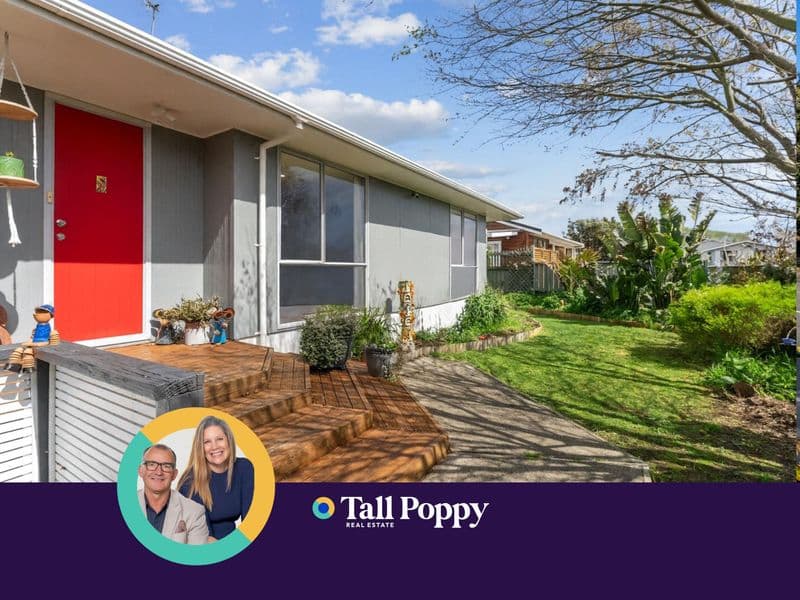 6 Robert Grove, Paraparaumu, Kapiti Coast, Wellington | Tall Poppy 