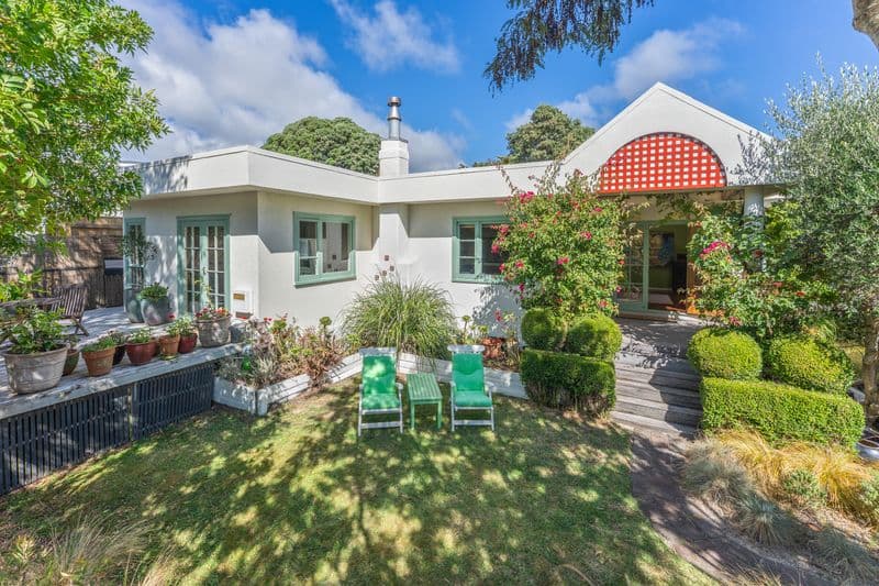42 Poplar Avenue, Raumati South, Kapiti Coast