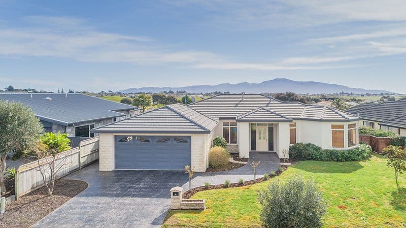 20 Quadrant Heights, Paraparaumu, Kapiti Coast