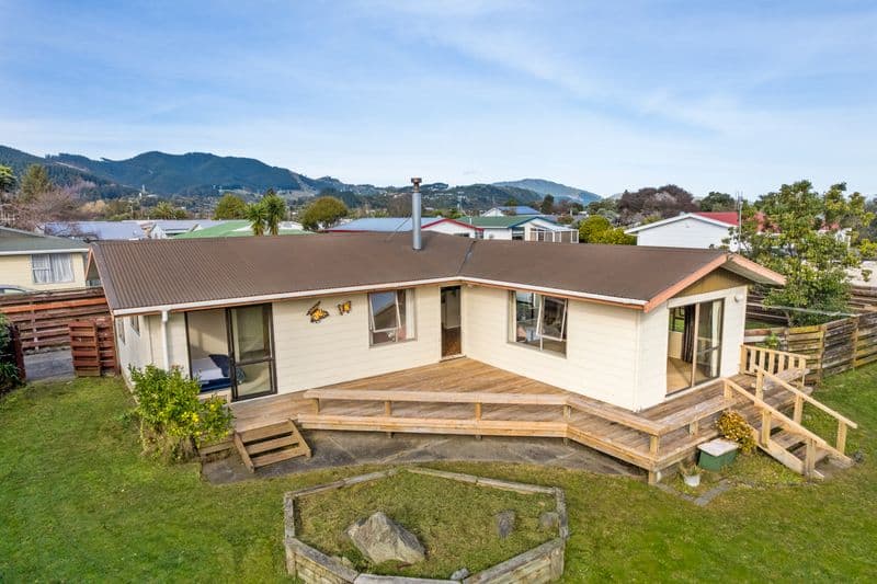 26 Cypress Grove, Paraparaumu, Kapiti Coast