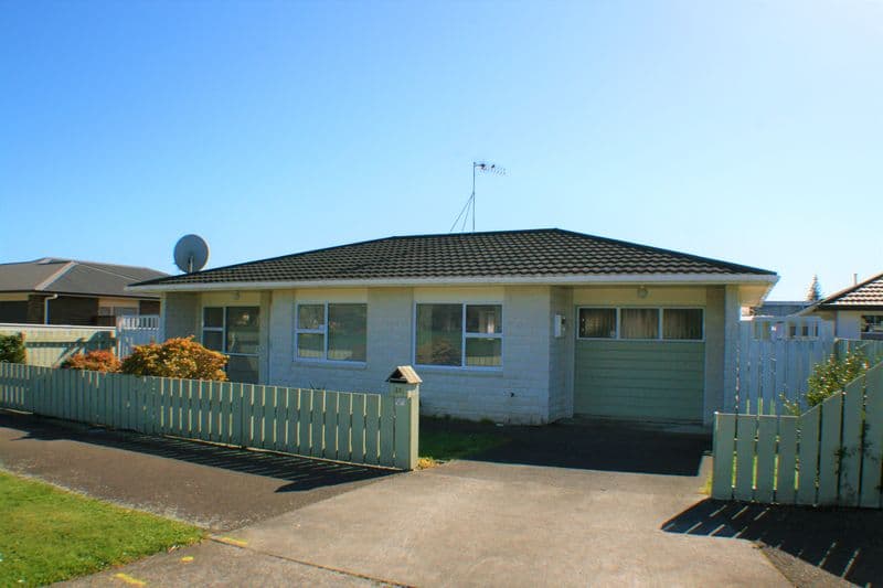 13 Kent Street, Levin, Horowhenua, Manawatu | Tall Poppy 