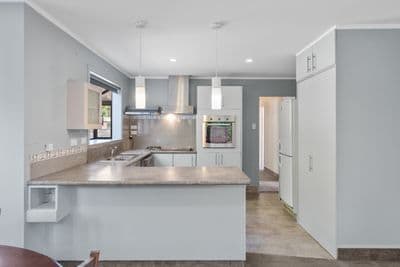 19 Sunshine Avenue, Paraparaumu, Kapiti Coast, Wellington | Tall Poppy 