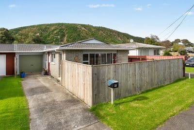 22 Buckley Grove, Paraparaumu, Kapiti Coast, Wellington | Tall Poppy 