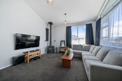 5 Walton Road, Paraparaumu Beach, Kapiti Coast, Wellington | Tall Poppy 