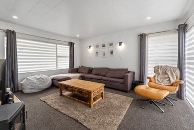 3 Dennis Grove, Paraparaumu Beach, Kapiti Coast, Wellington | Tall Poppy 
