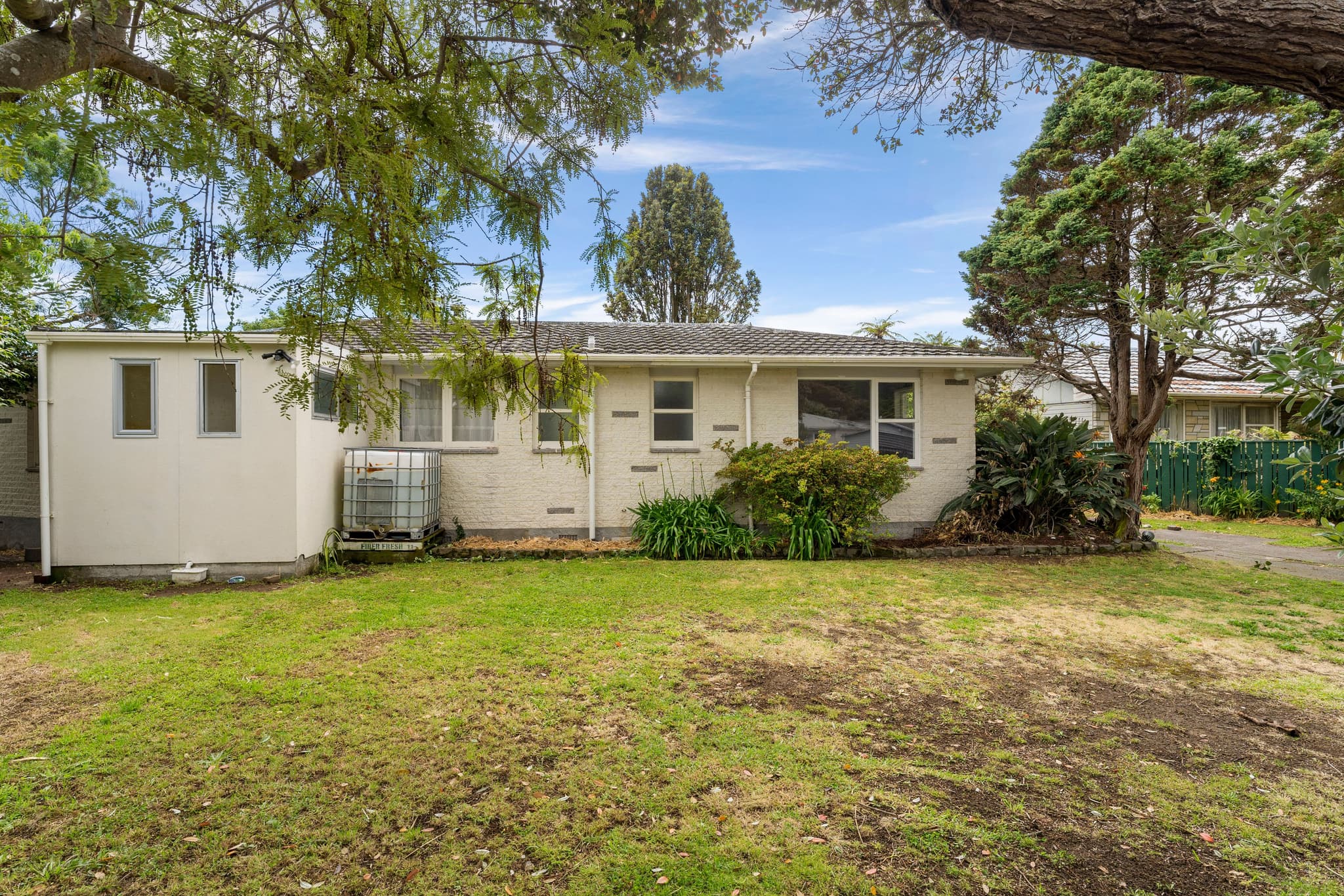 5 Awatea Avenue, Paraparaumu, Kapiti Coast, Wellington Tall Poppy