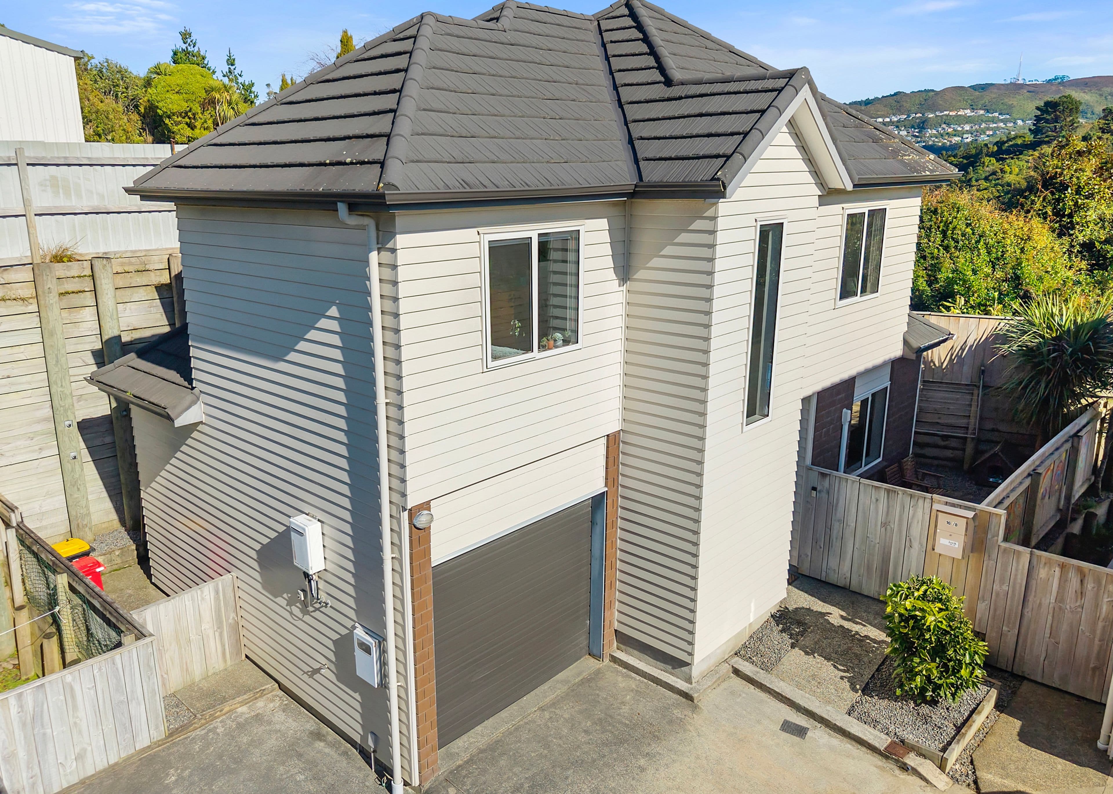 8/16 Black Rock Road, Newlands, Wellington City, Wellington | Tall Poppy 