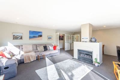 4 Gybe Place, Whitby, Porirua City, Wellington | Tall Poppy 