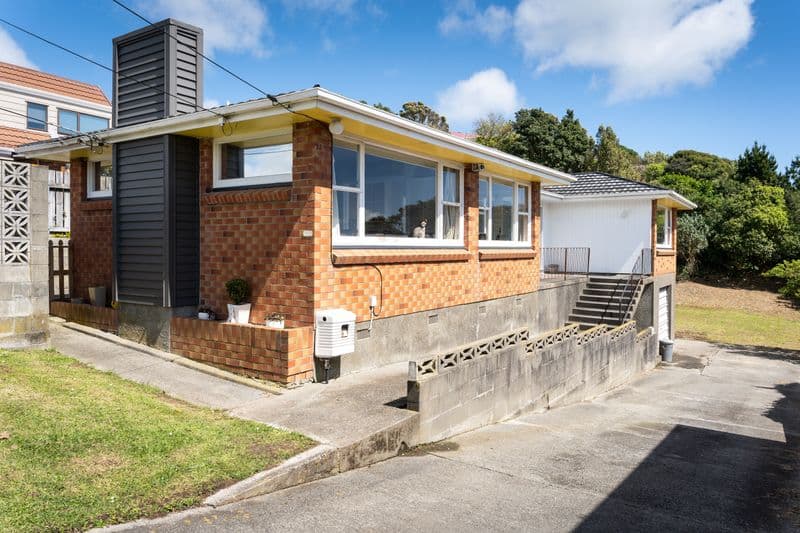 10 Tirowhanga Road, Paremata, Porirua City