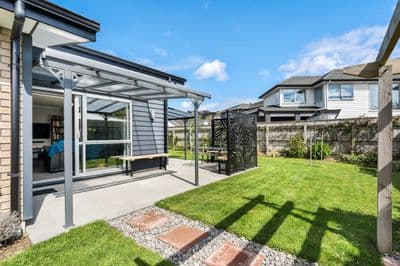 38 Resolution Drive, Whitby, Porirua City, Wellington | Tall Poppy 
