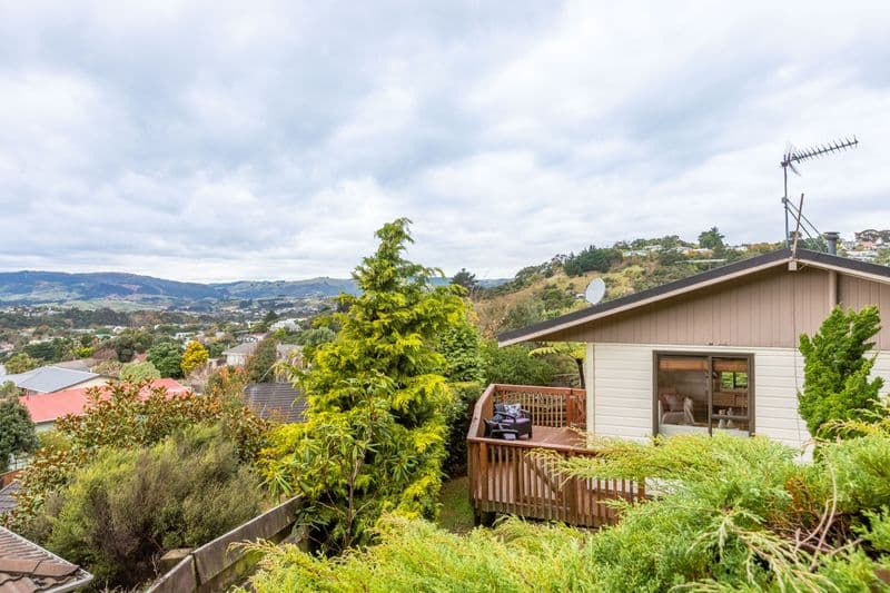 18b Parkinson Close, Whitby, Porirua City