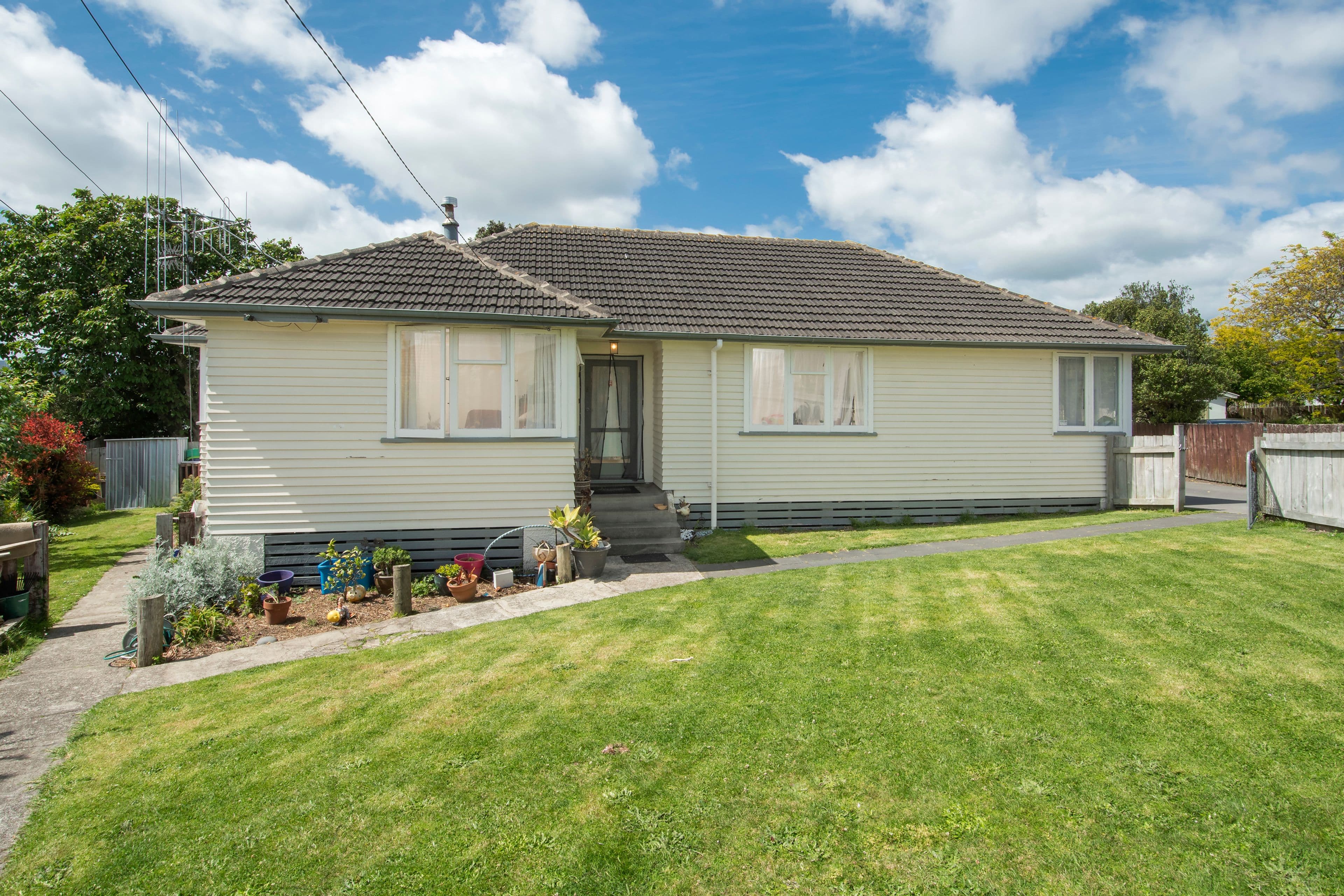 A/10 Somerset Grove, Parkvale, Tauranga, Bay of Plenty | Tall Poppy