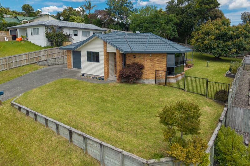 8 Tawhiri View, Pyes Pa, Tauranga