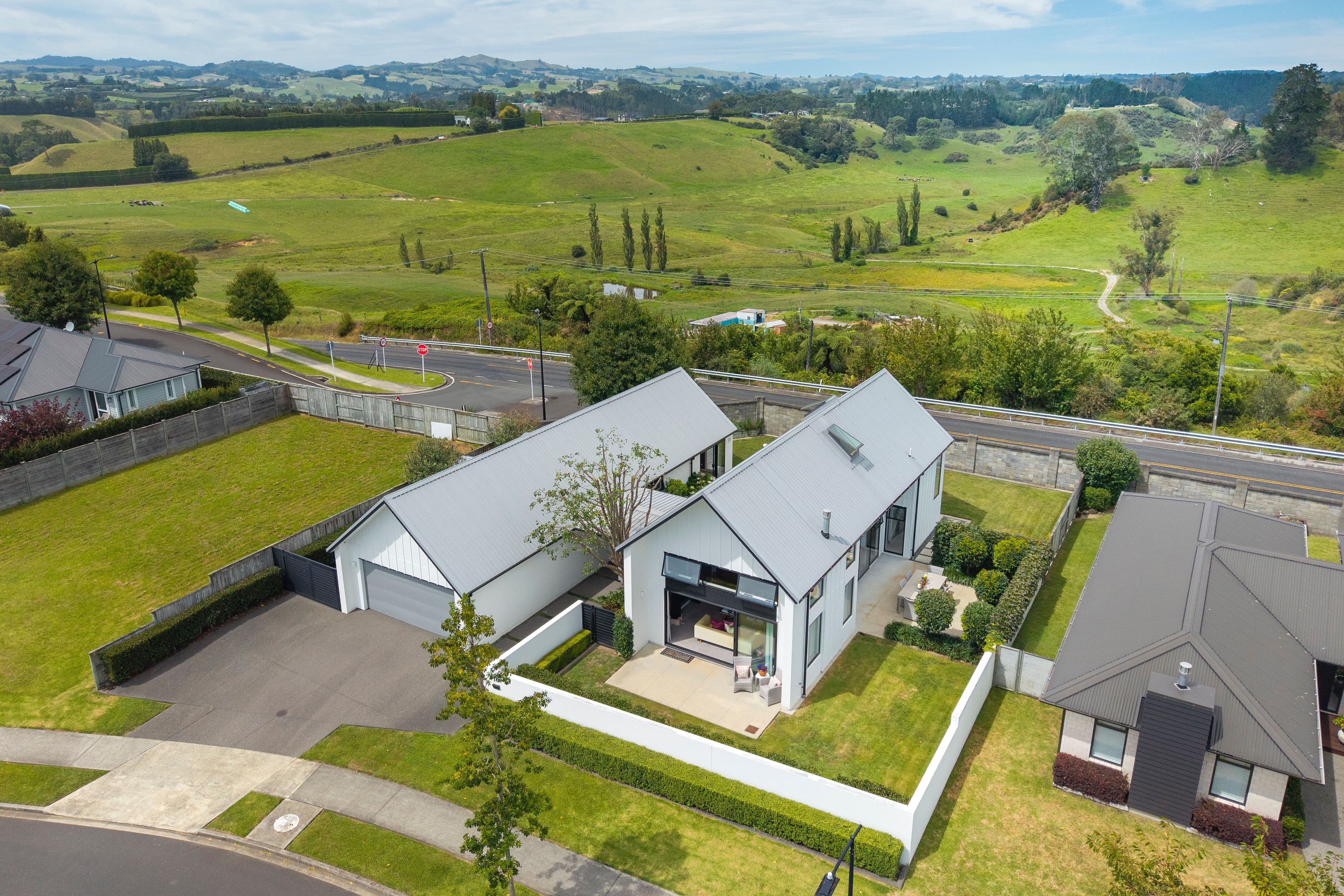 16 St Thomas Avenue, Pyes Pa, Tauranga, Bay of Plenty | Tall Poppy