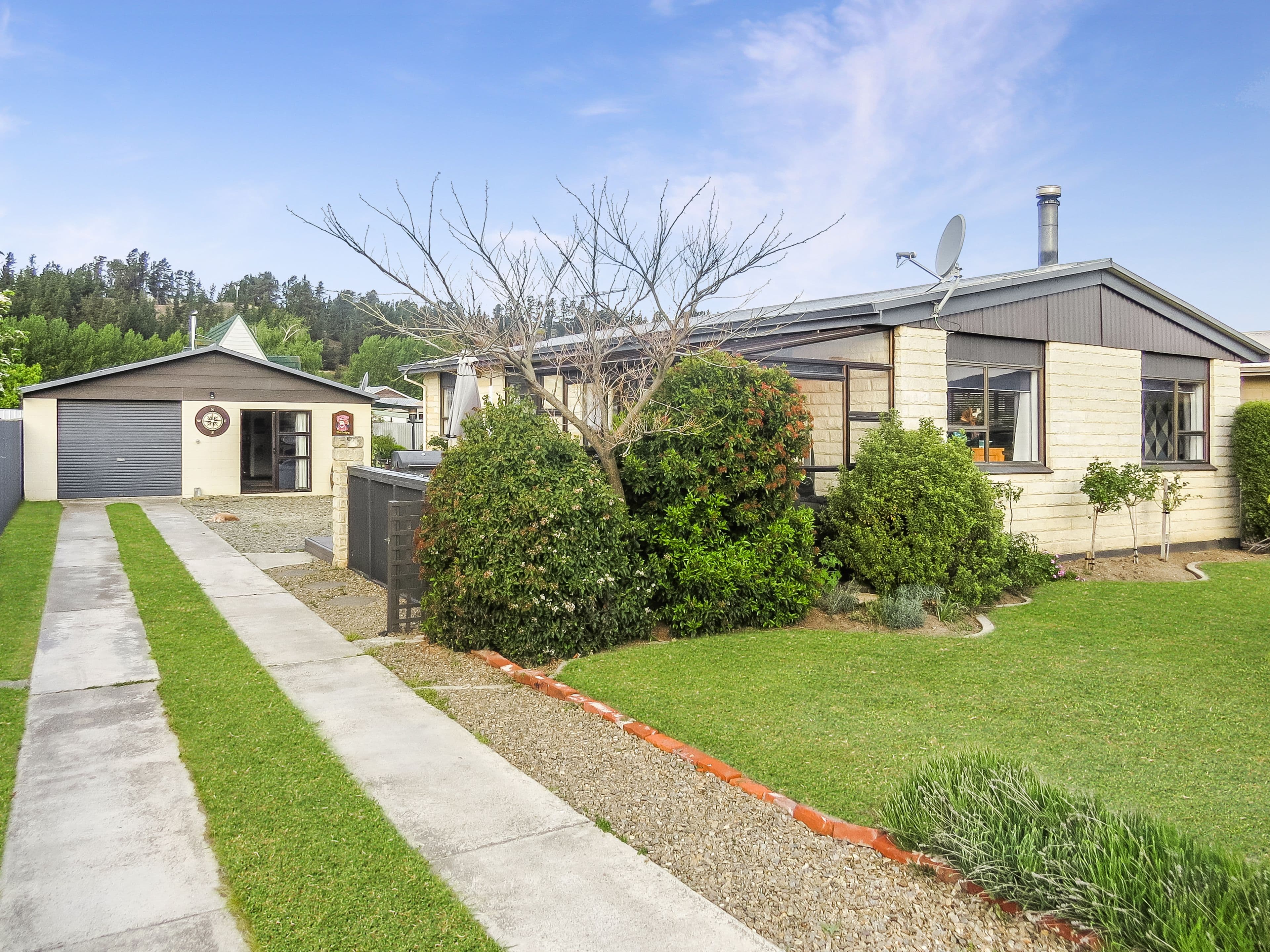 93 Dunstan Road, Alexandra, Central Otago, Otago | Tall Poppy