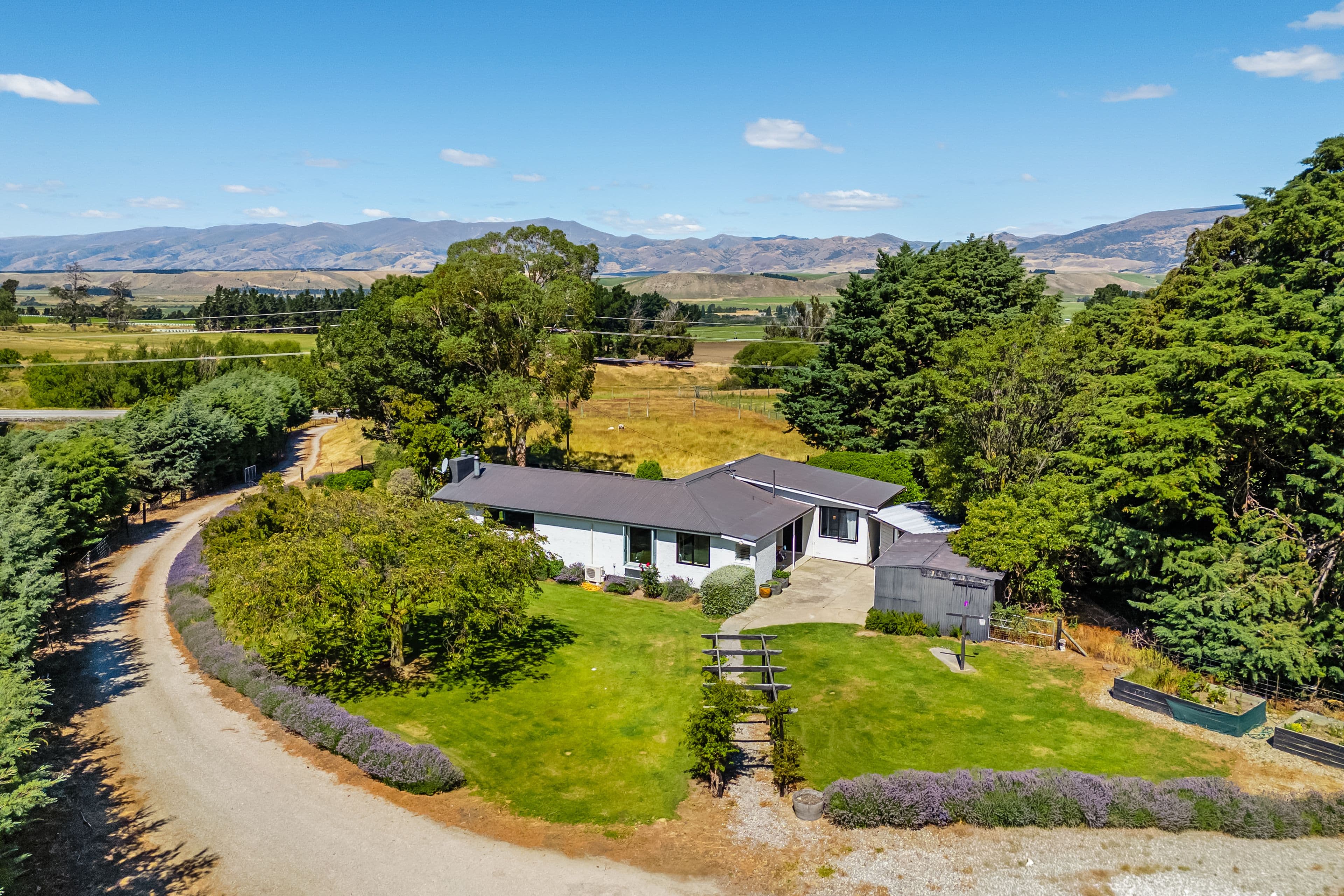 1997 Luggate-cromwell Road, Cromwell, Central Otago, Otago | Tall Poppy