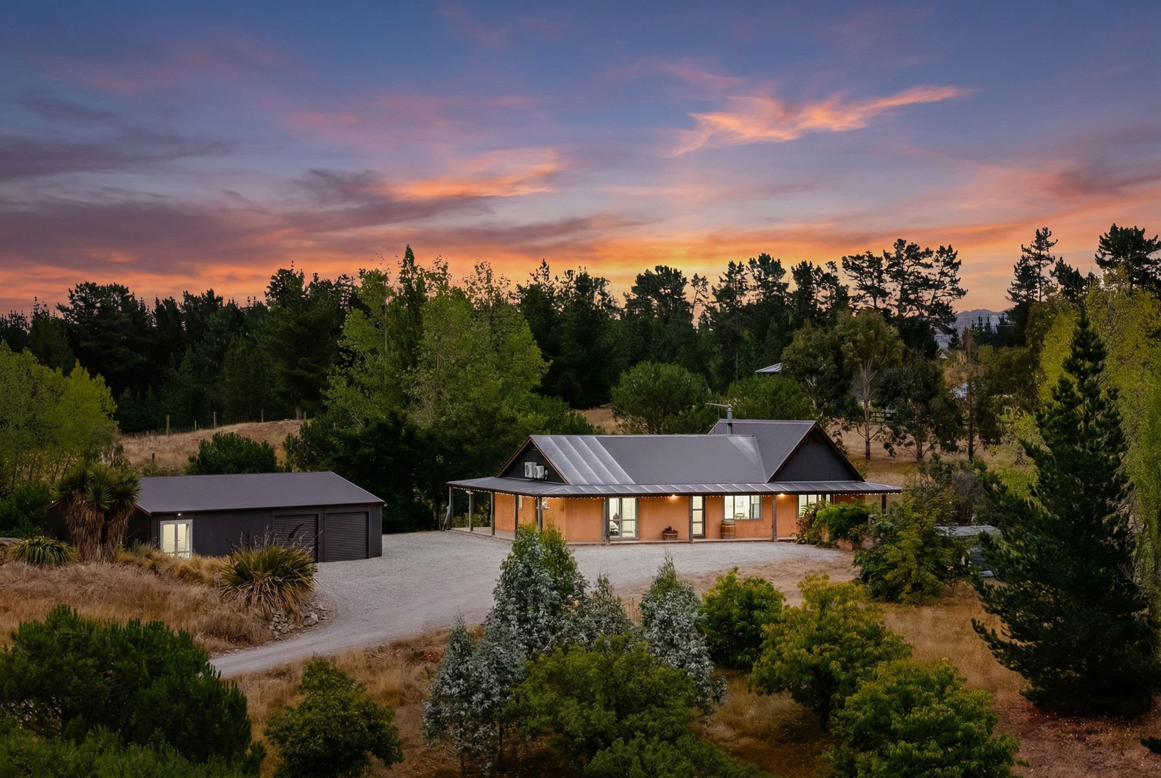 53 Gilligans Gully Road, Alexandra, Central Otago, Otago | Tall Poppy