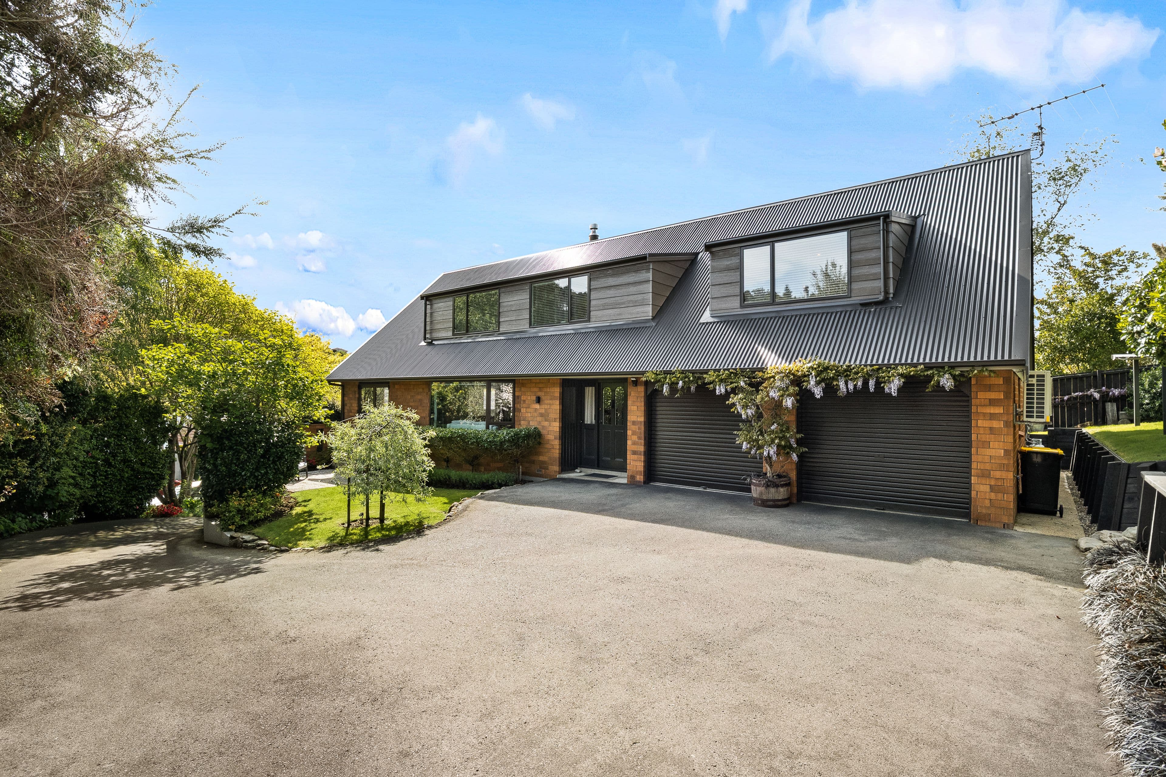 75 Glenross Street, Glenross, Dunedin City, Otago | Tall Poppy