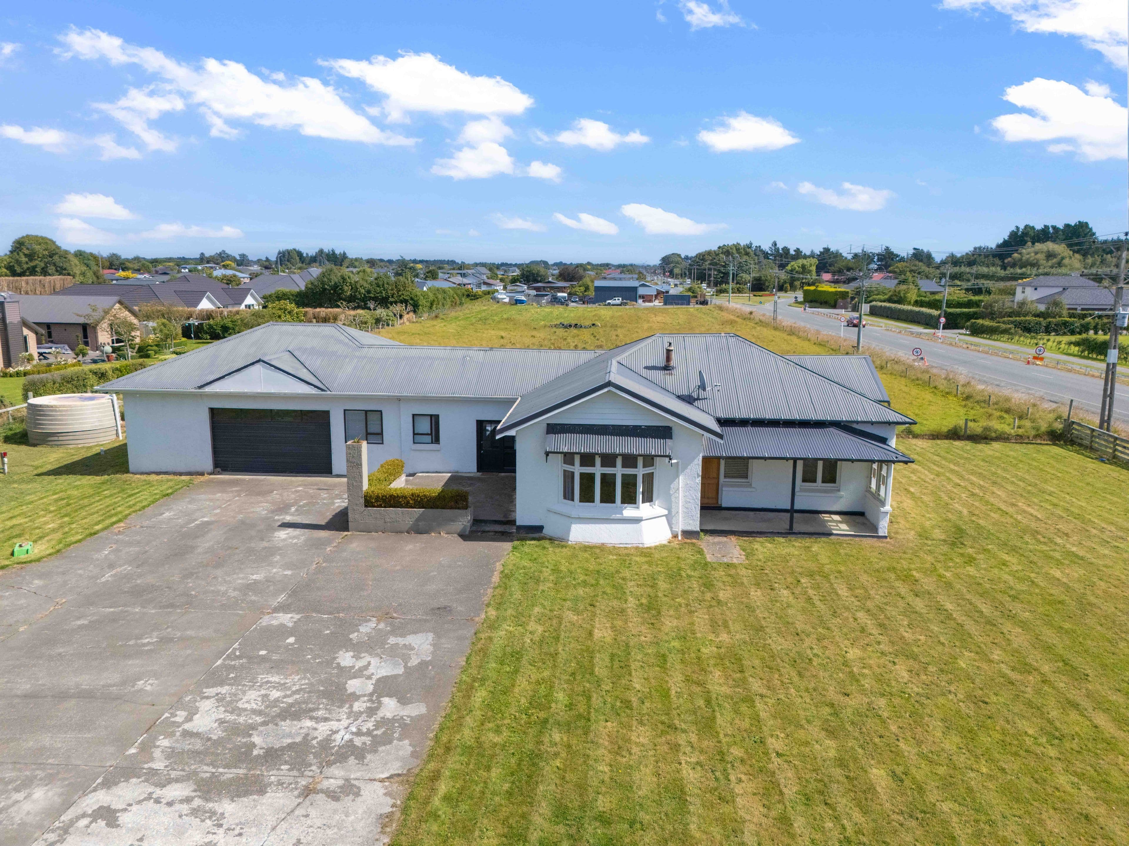 271 Bainfield Road, Waihopai, Invercargill City, Southland | Tall Poppy