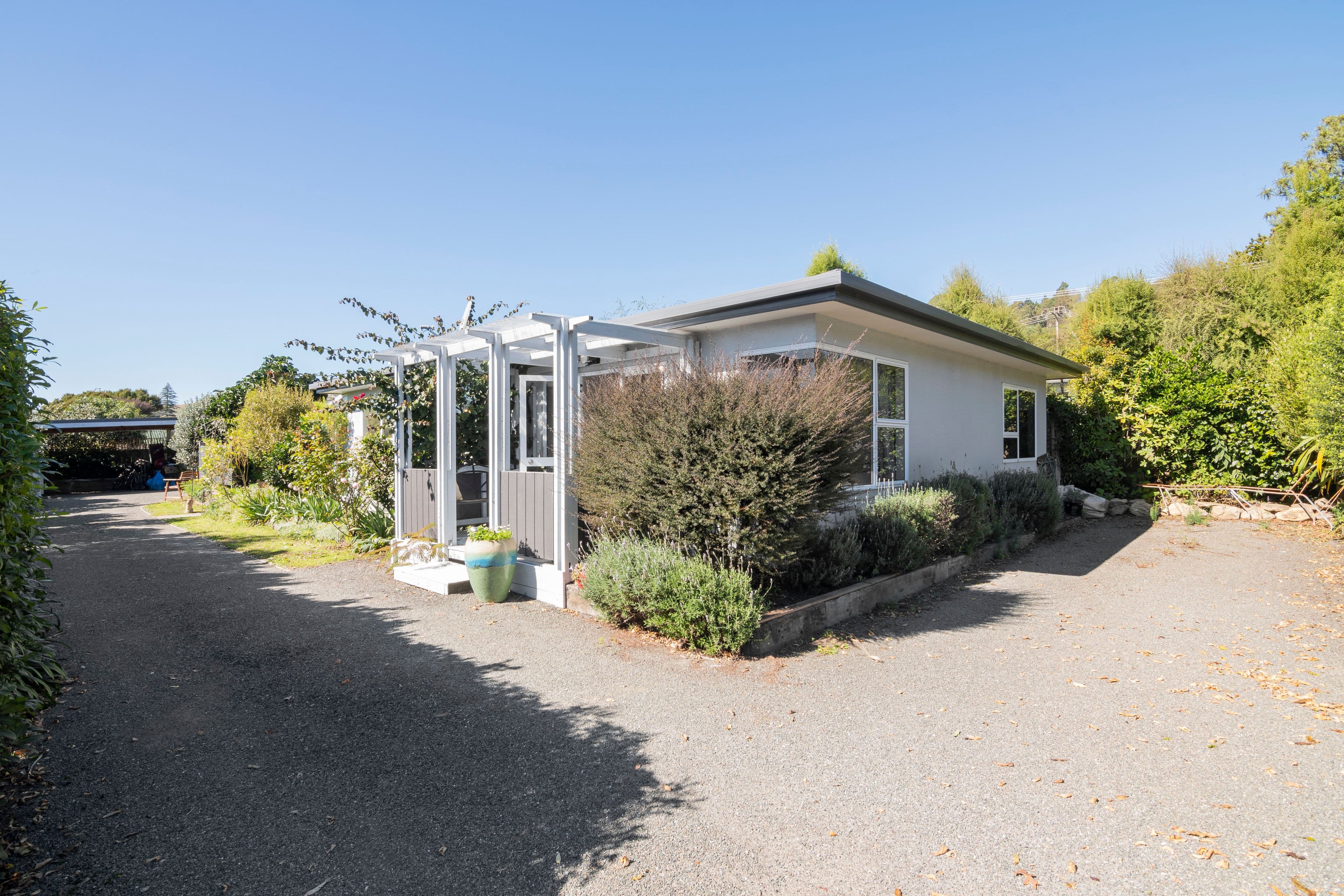 139 Saxton Road, Stoke, Nelson, Nelson | Tall Poppy