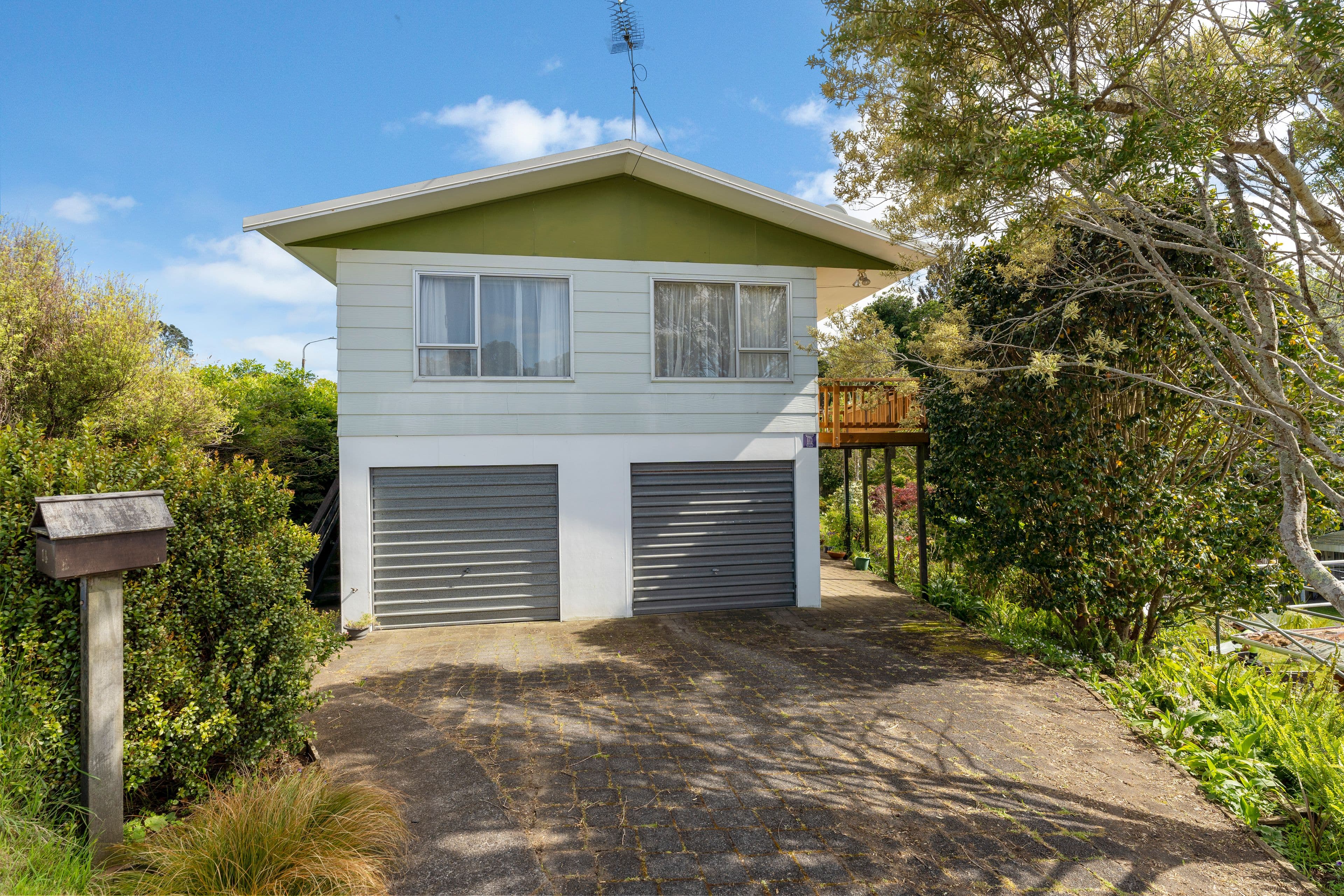 14 Shaldon Crescent, Blagdon, New Plymouth, Taranaki | Tall Poppy