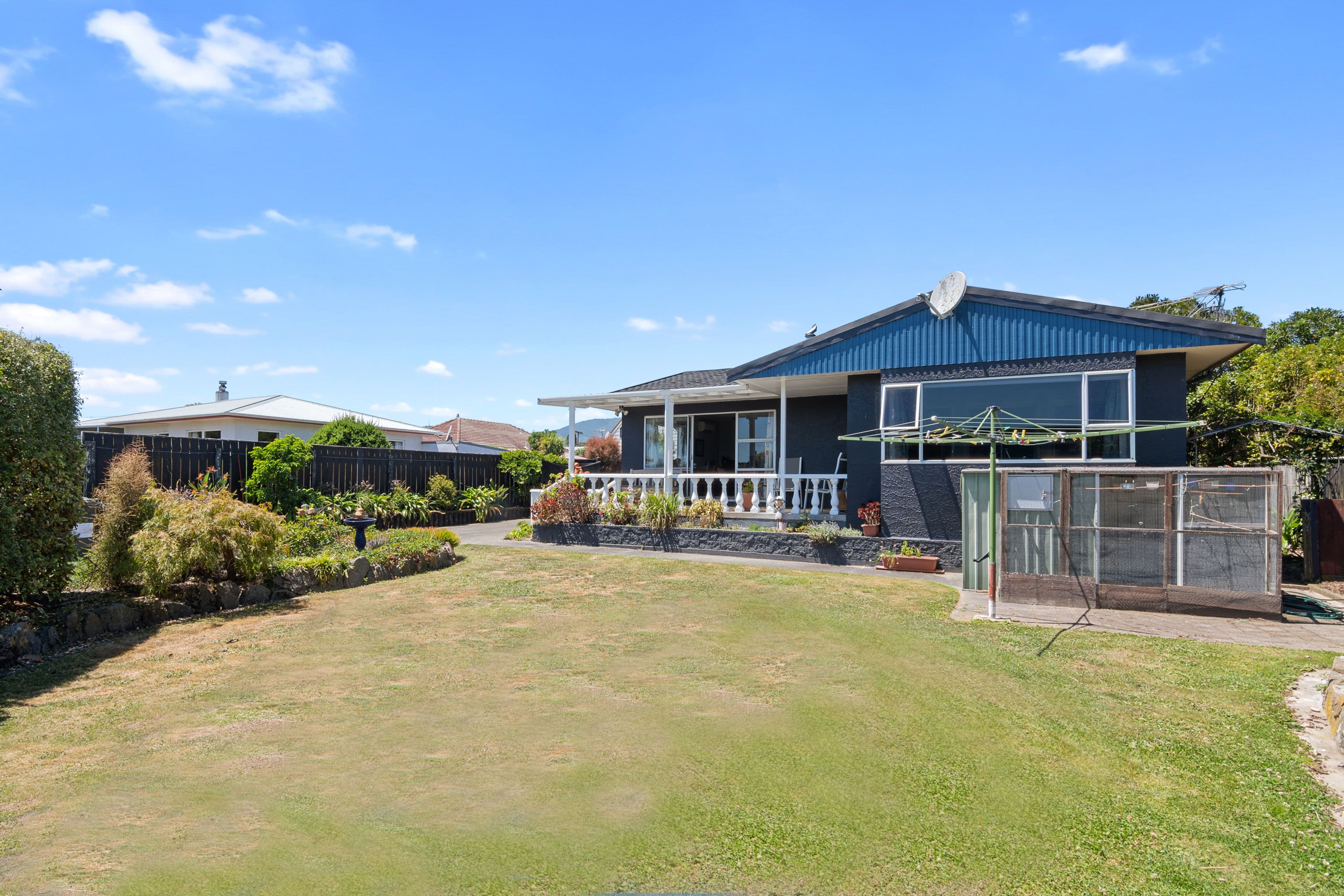 4 Balmoral Place, Stoke, Nelson, Nelson | Tall Poppy