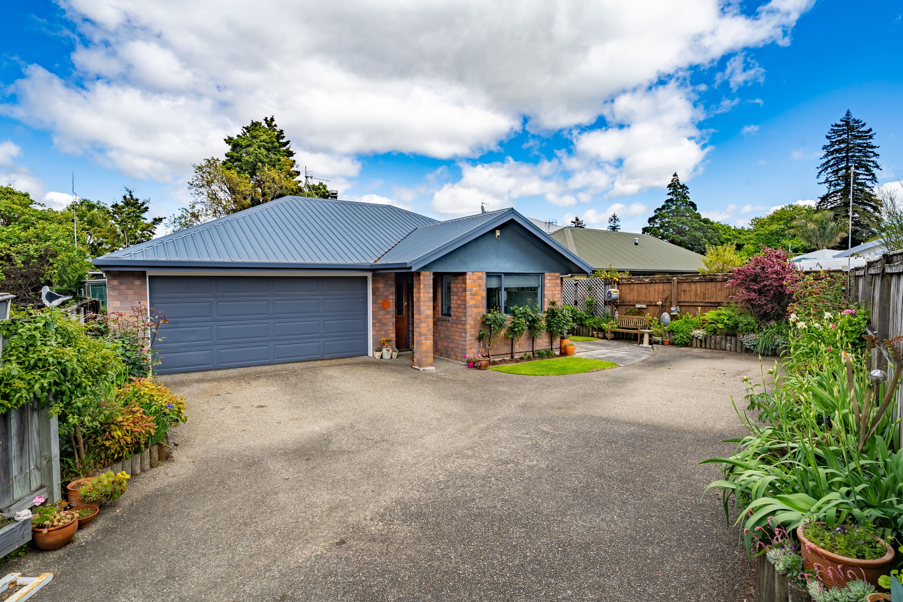 6 Willow Avenue, Stoke, Nelson, Nelson | Tall Poppy