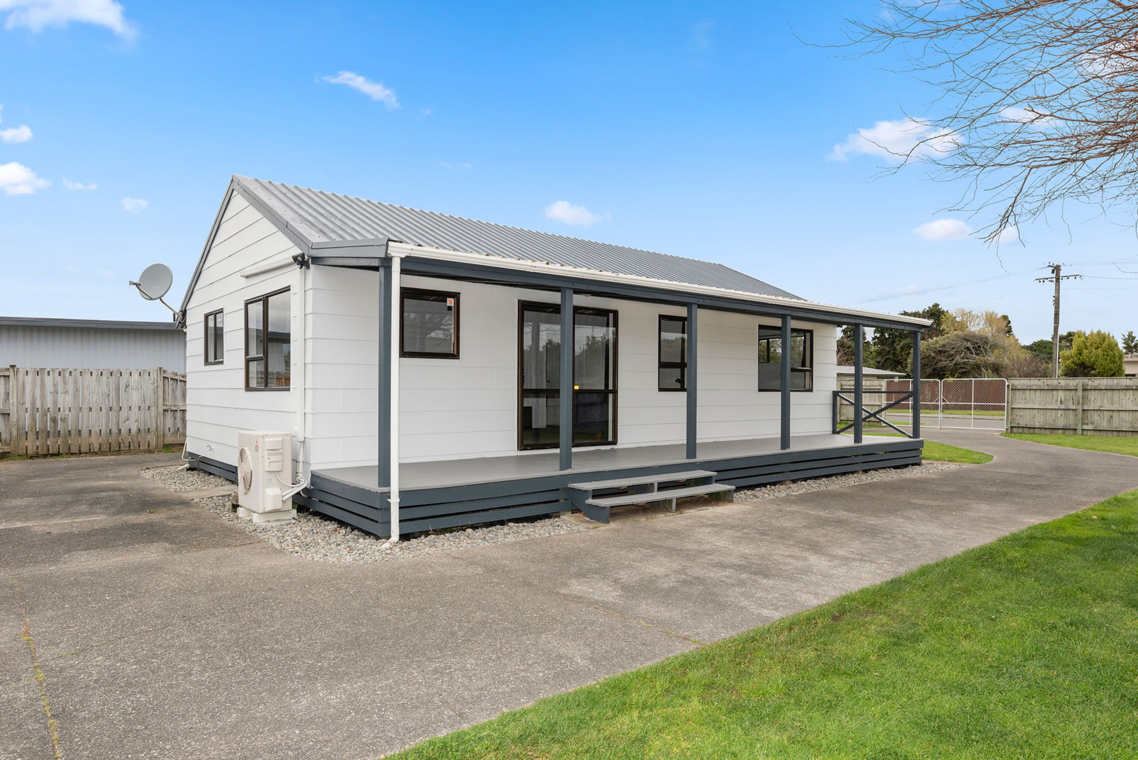 34 Kiharoa Street, Otaki Beach, Kapiti Coast, Wellington | Tall Poppy