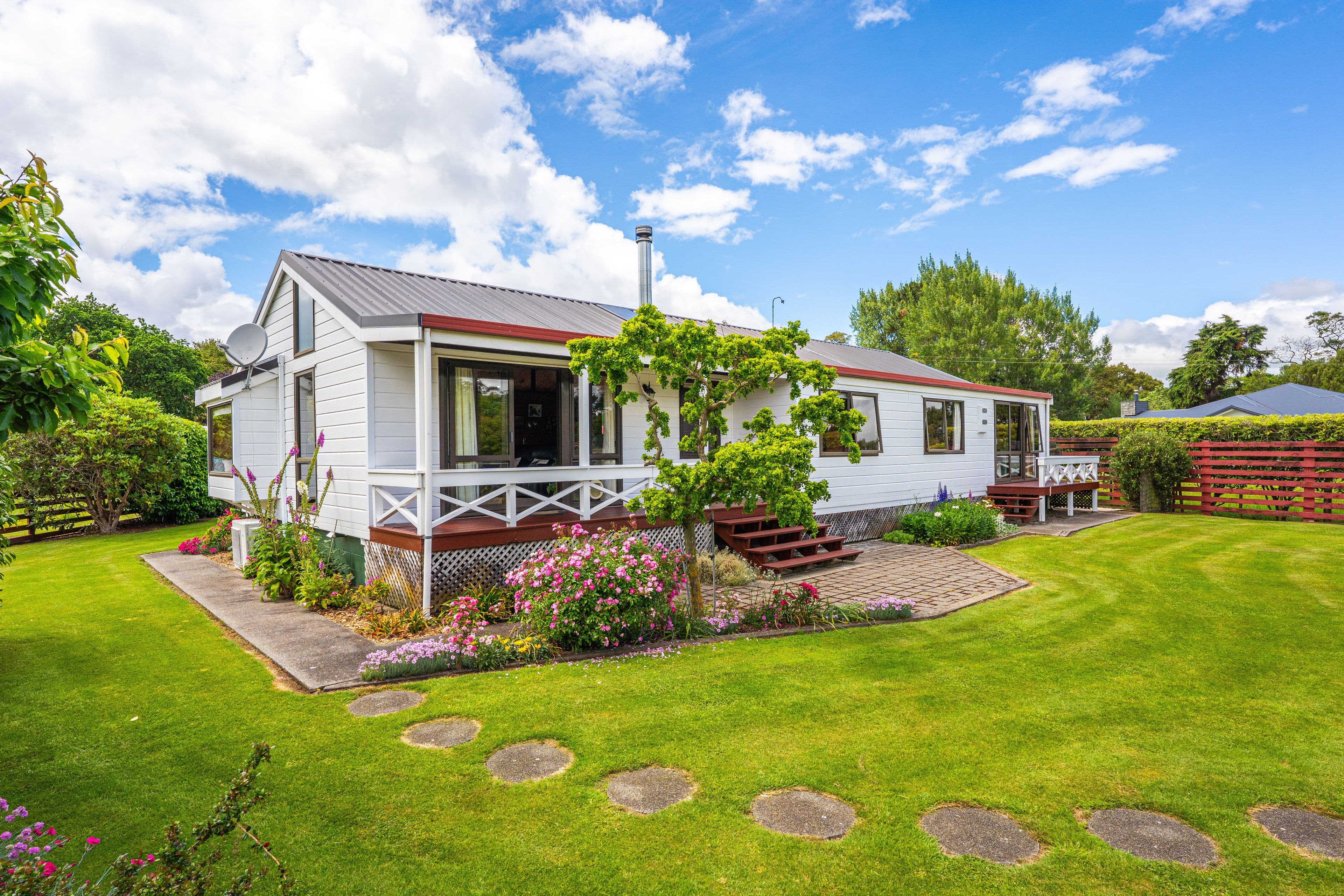 34 Cambridge Street, Pahiatua, Tararua, Manawatu | Tall Poppy
