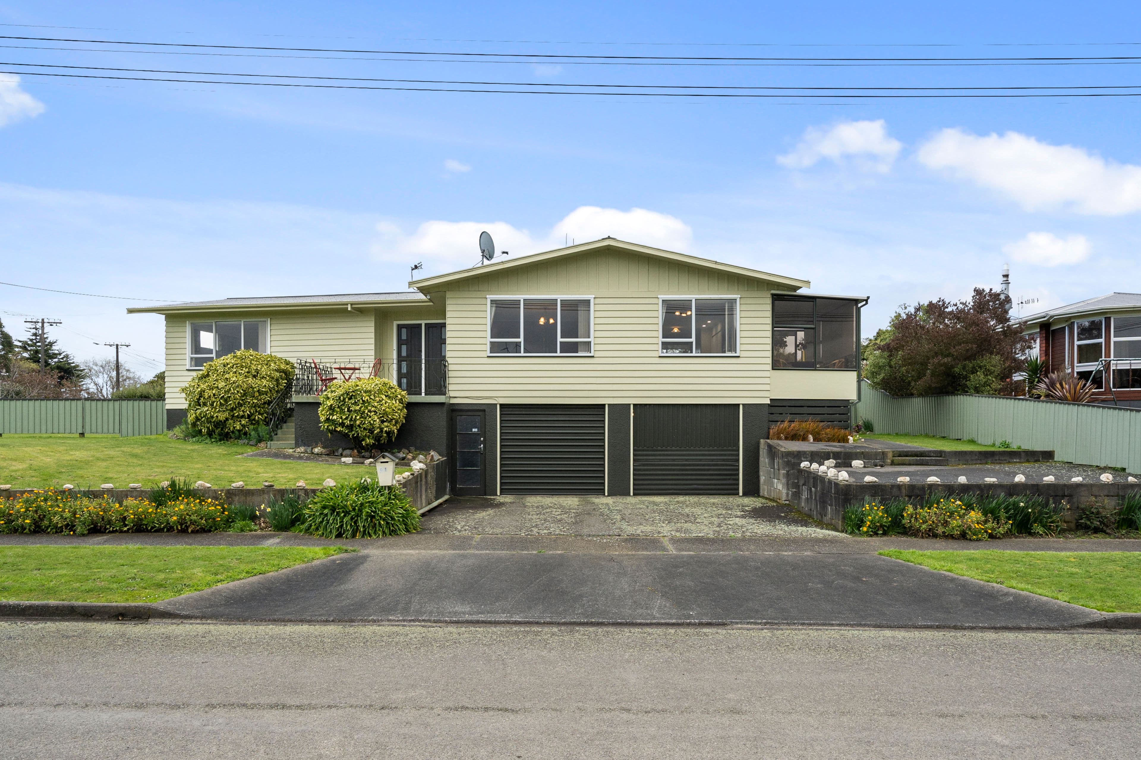 61 Durham Street, Ashhurst, Palmerston North City, Manawatu | Tall Poppy