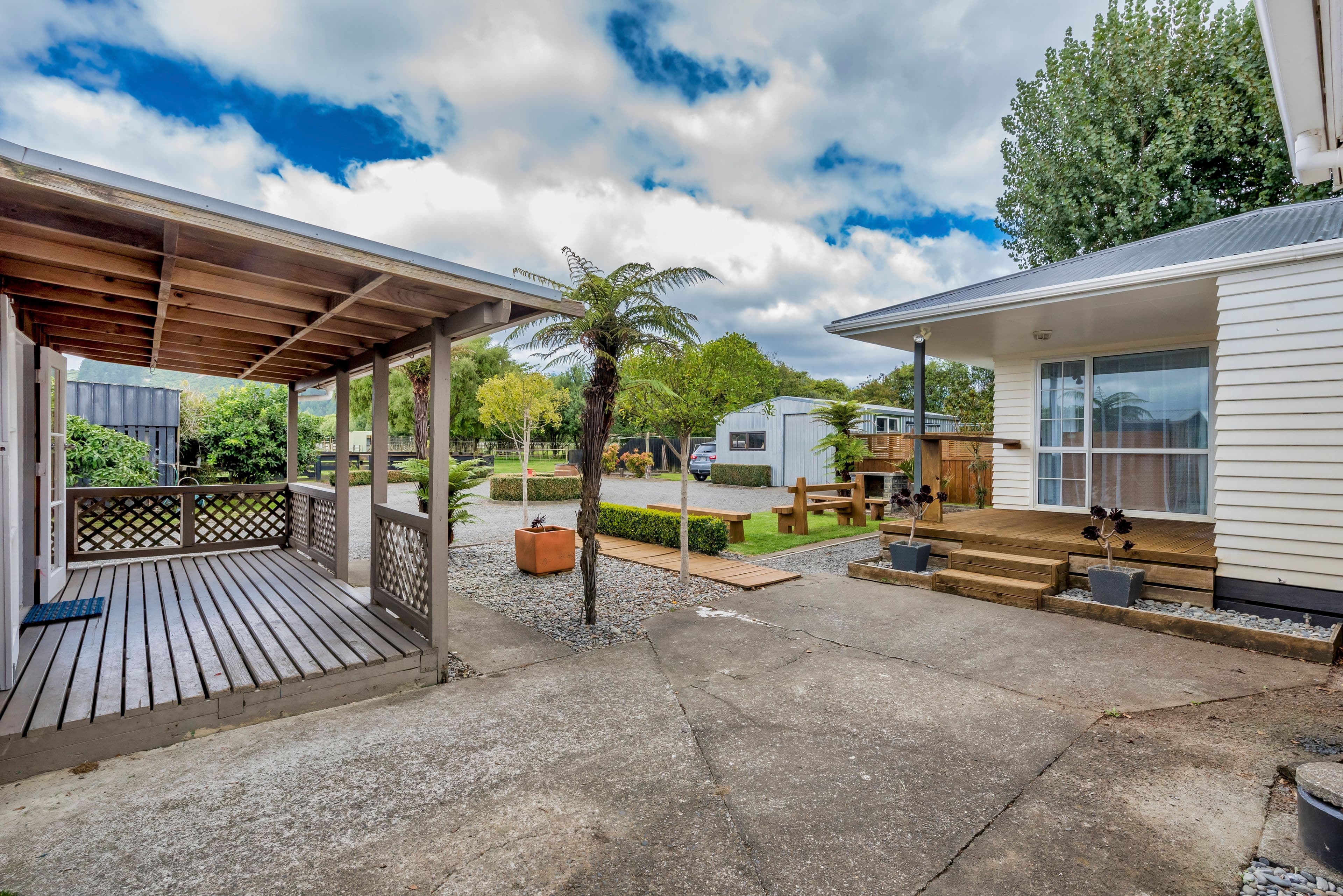 669 State Highway One, Manakau, Horowhenua, Manawatu | Tall Poppy