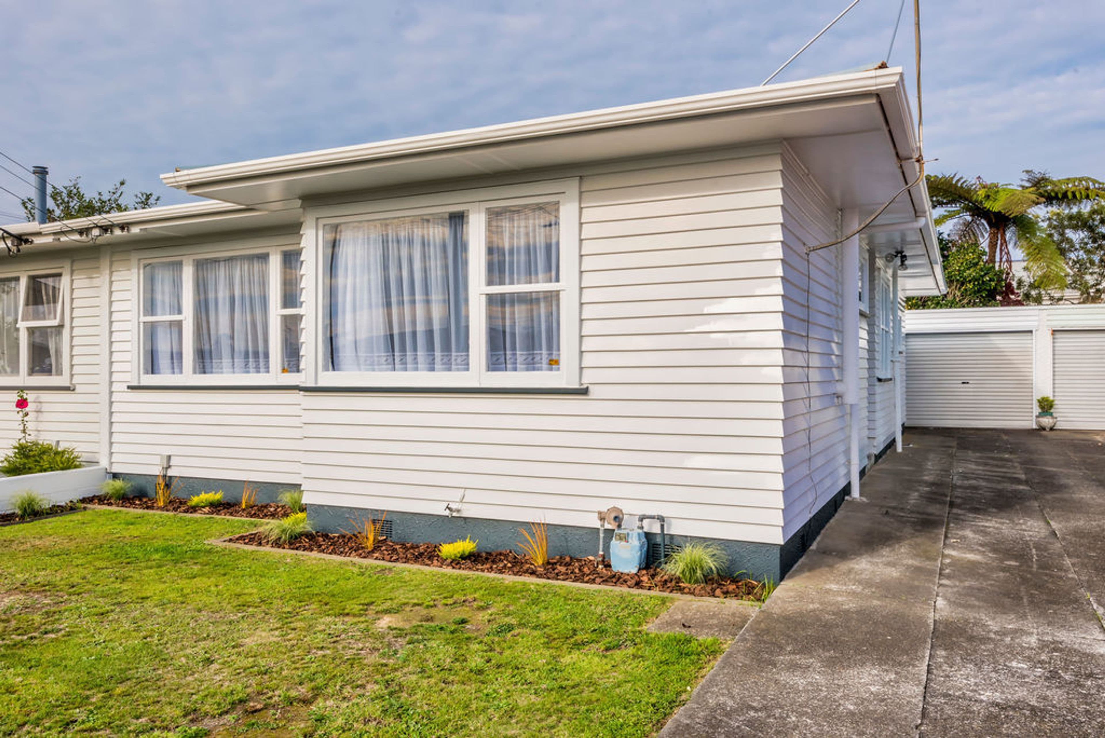 118 Weraroa Road, Levin, Horowhenua, Manawatu | Tall Poppy